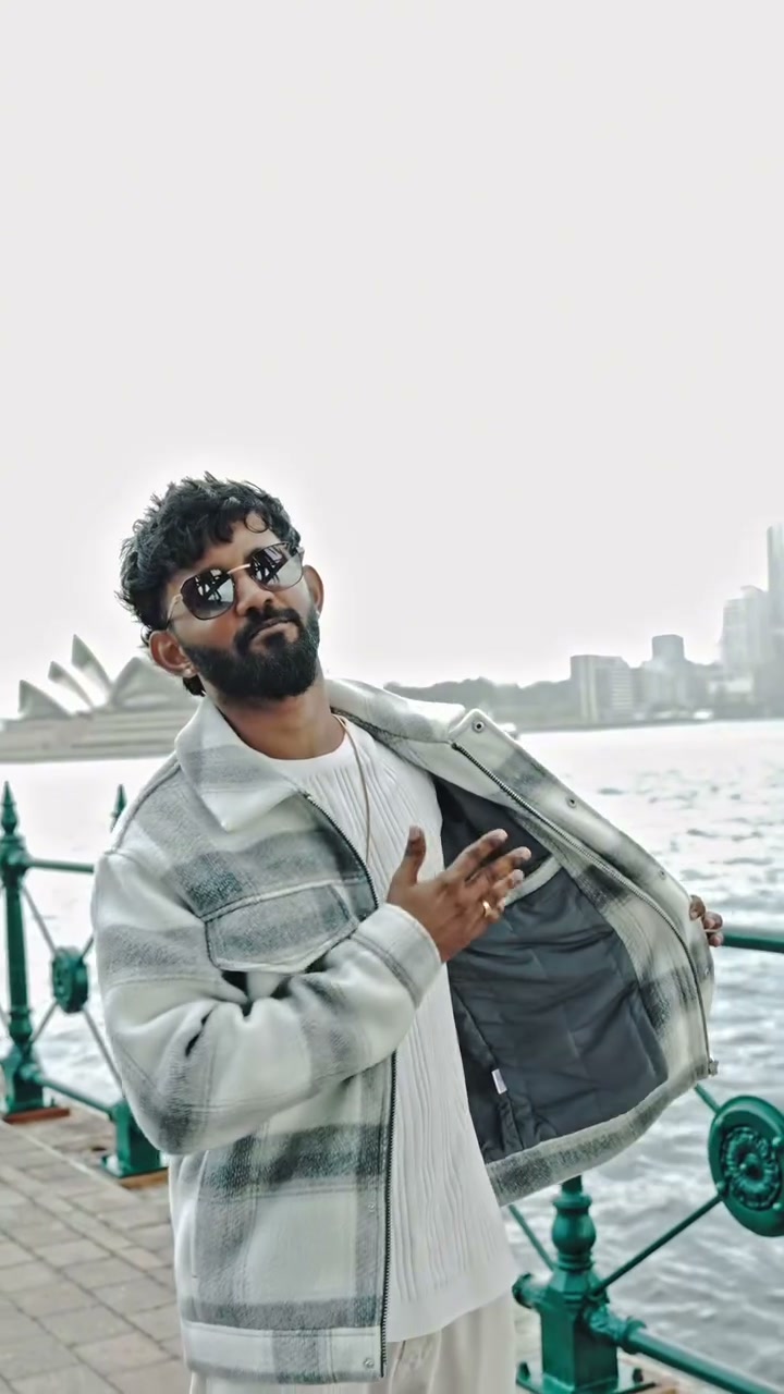 Advik Uthayakumar on the harbour walk